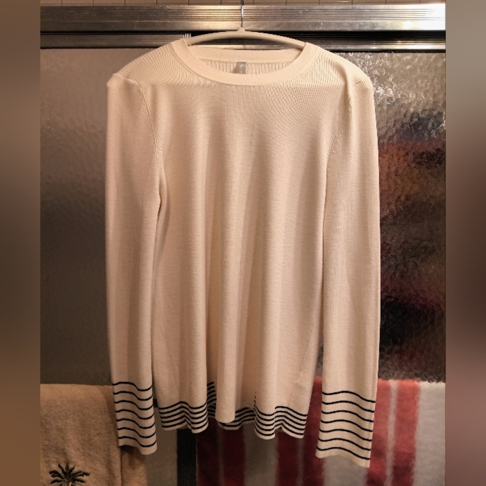 NWOT Athleta Table Rock Sweater